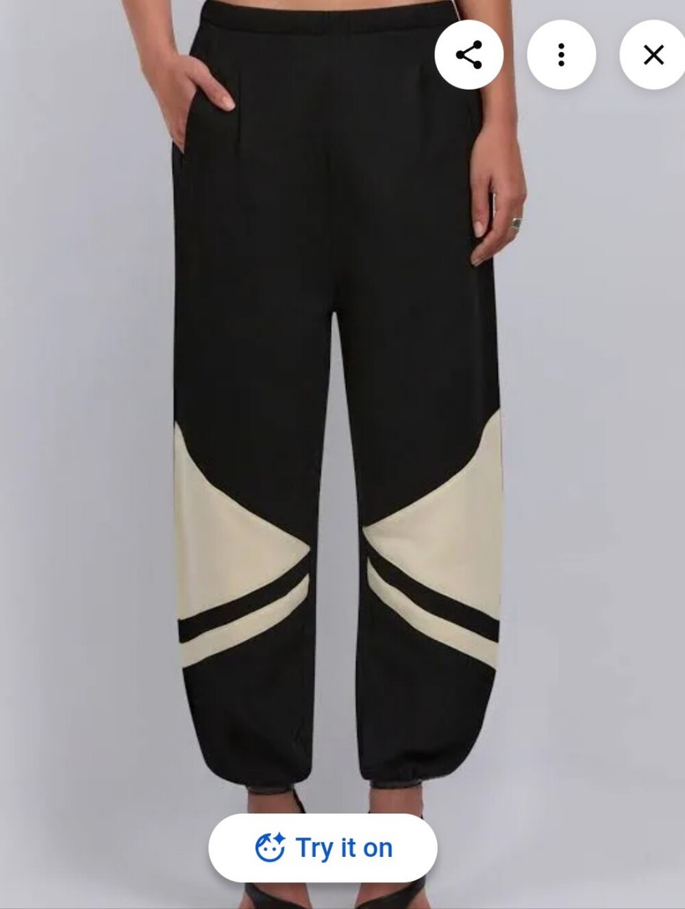 Roucha Black Pleat Graphic Triangle Fleece Sweatpants